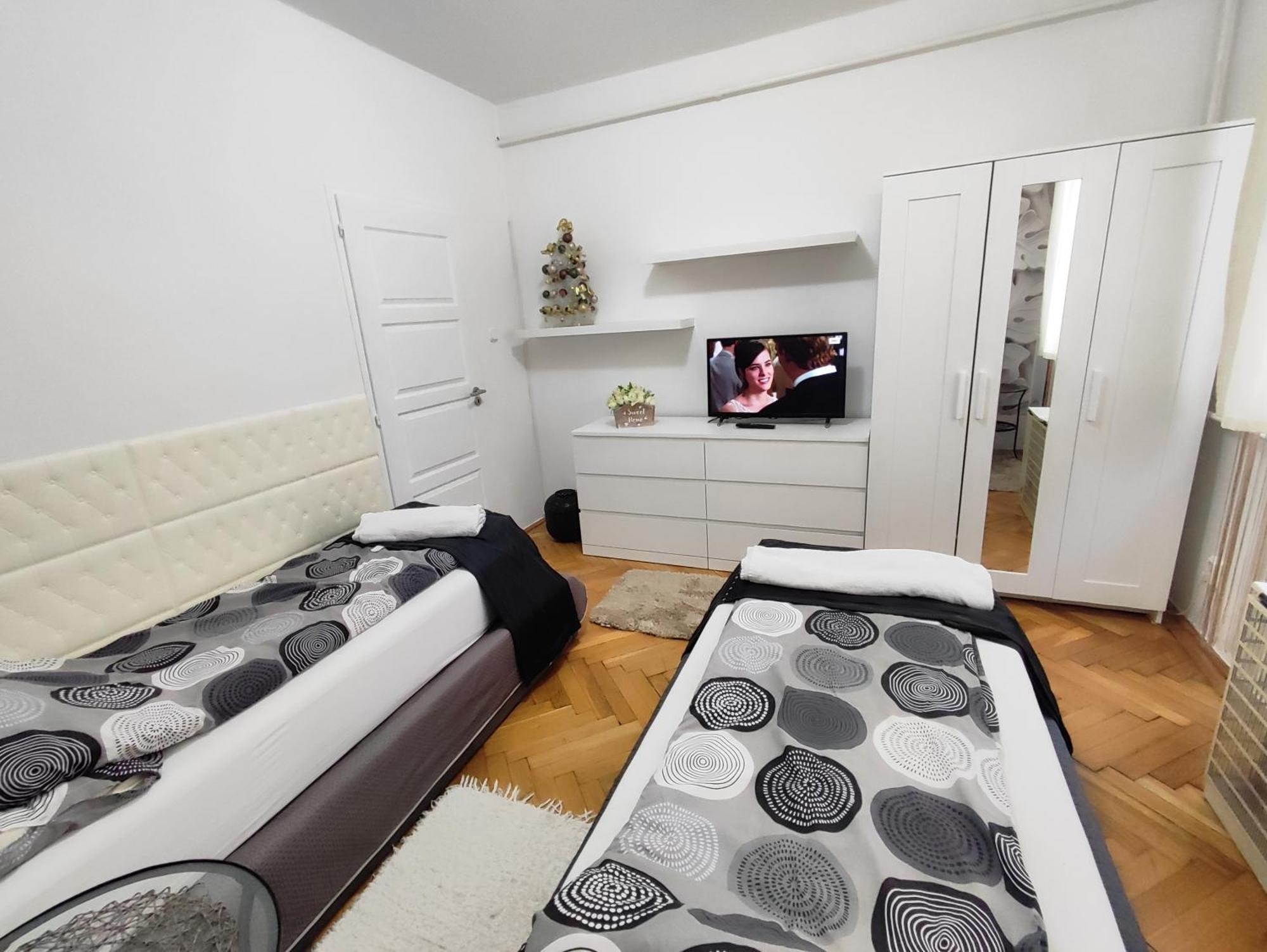 Heni Apartman Nagykanizsa Eksteriør billede