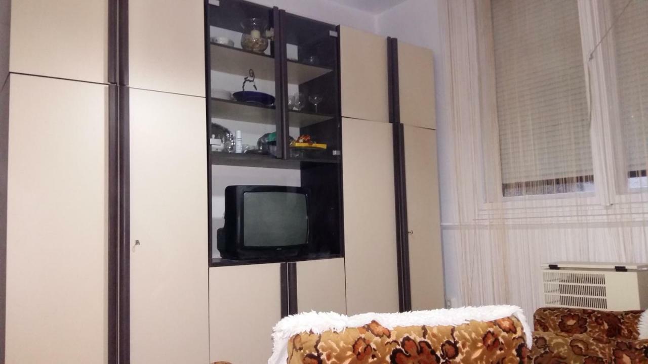 Heni Apartman Nagykanizsa Eksteriør billede
