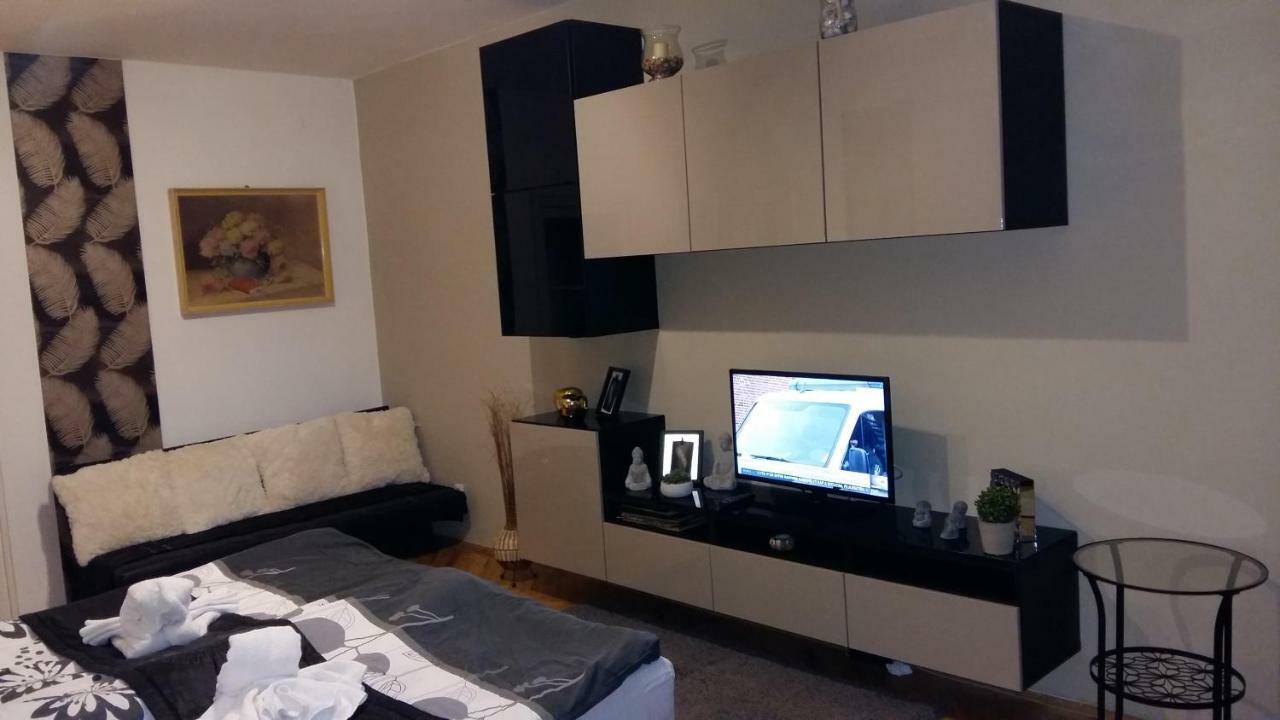 Heni Apartman Nagykanizsa Eksteriør billede