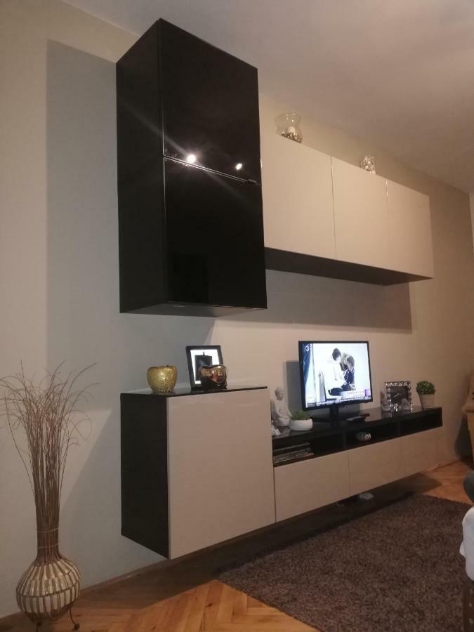 Heni Apartman Nagykanizsa Eksteriør billede